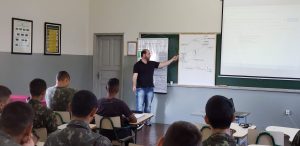 Dante Mantovani - Aula na Escola de Civismo e Cidadania em Paraguaçu Paulista