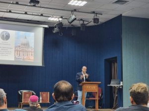 Dante Mantovani - Palestra na UCAM em Campos dos Goytacazes - RJ
