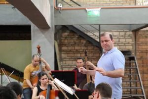 Ensaio com a National Symphony Orchestra of Paraguay